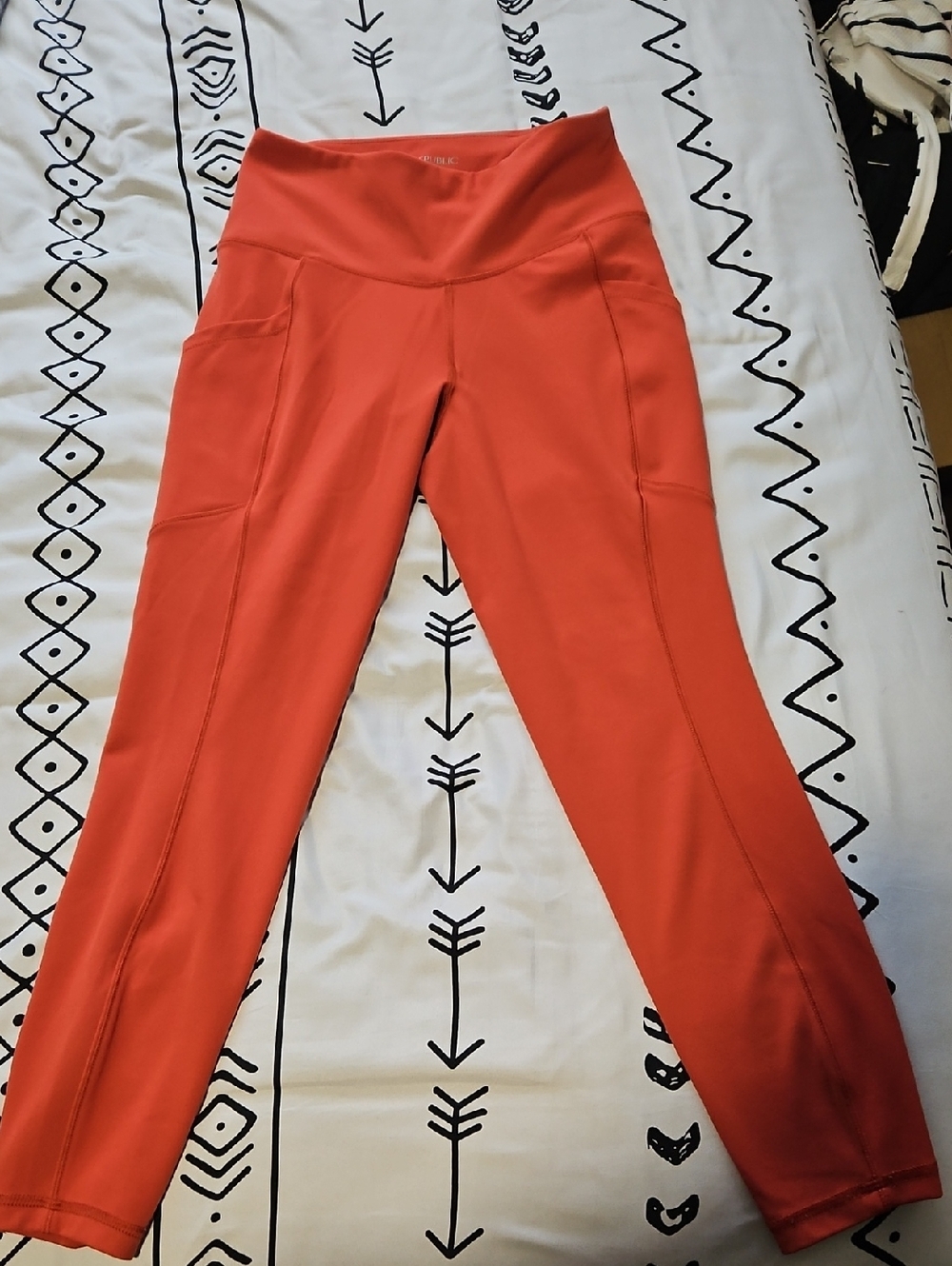 Banana Republic Coral High-Rise Leggings with Side Pockets